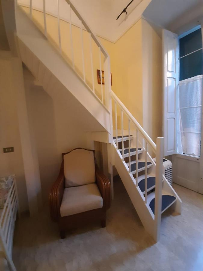 Holiday House Nel Cuore Di Bari Eksteriør billede