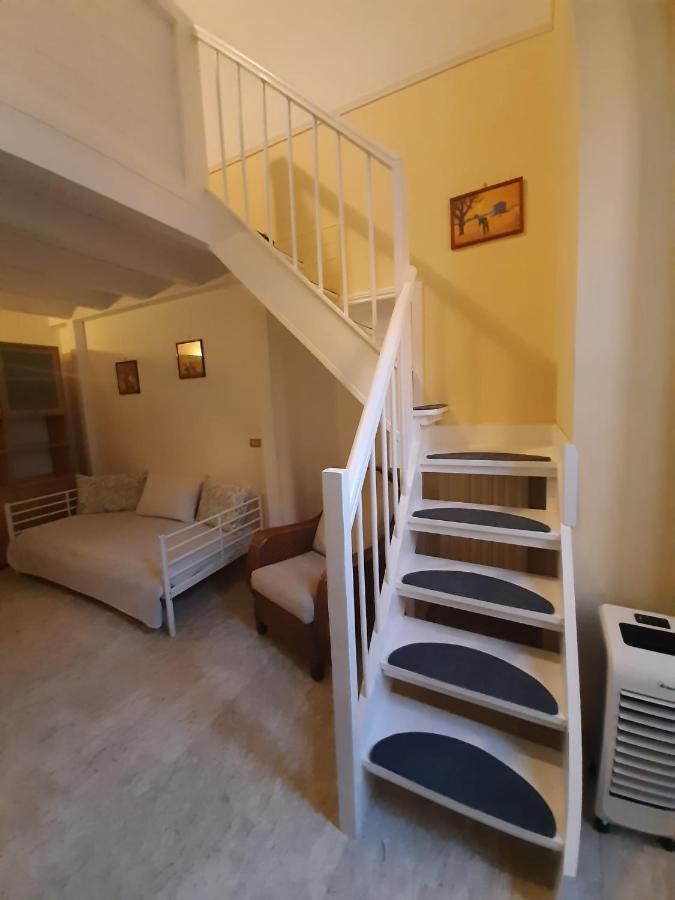 Holiday House Nel Cuore Di Bari Eksteriør billede