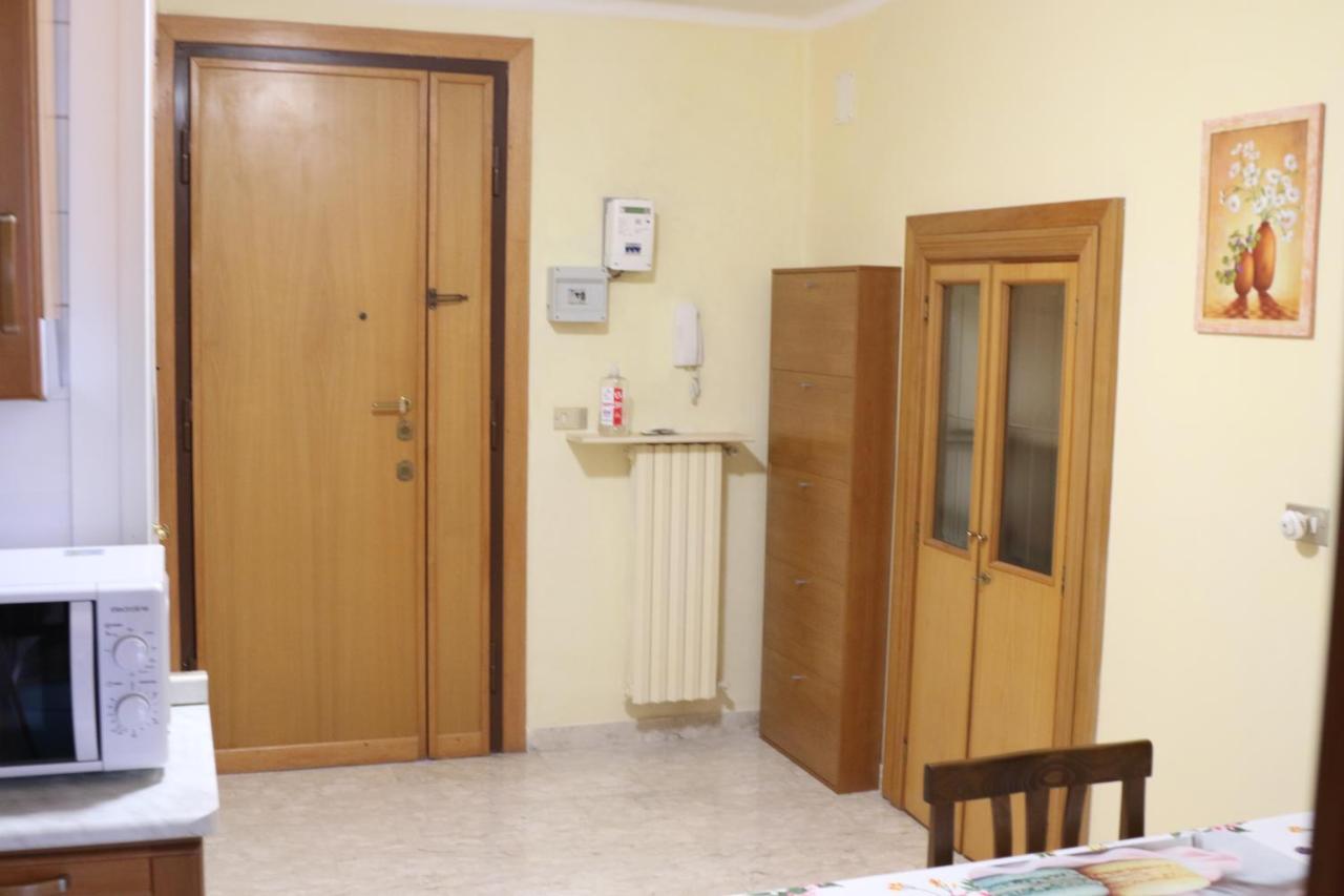 Holiday House Nel Cuore Di Bari Eksteriør billede