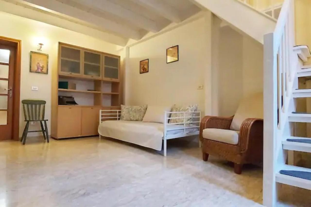 Holiday House Nel Cuore Di Bari Eksteriør billede